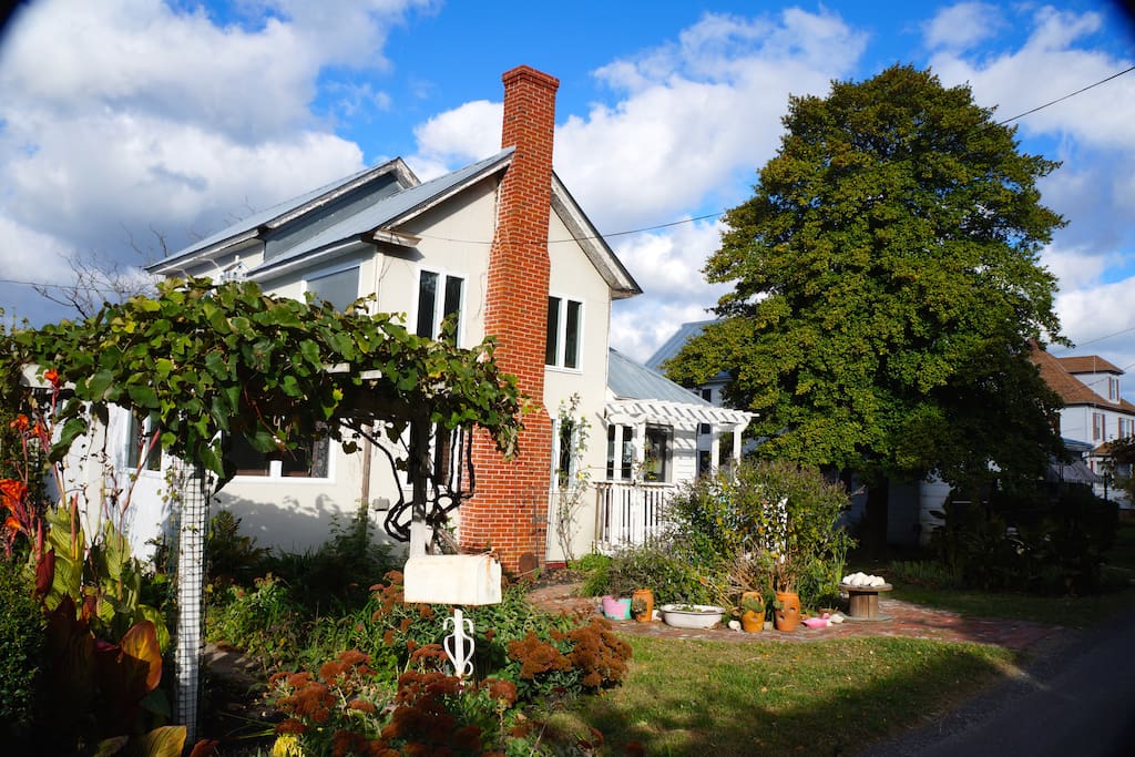 Fall view of house.