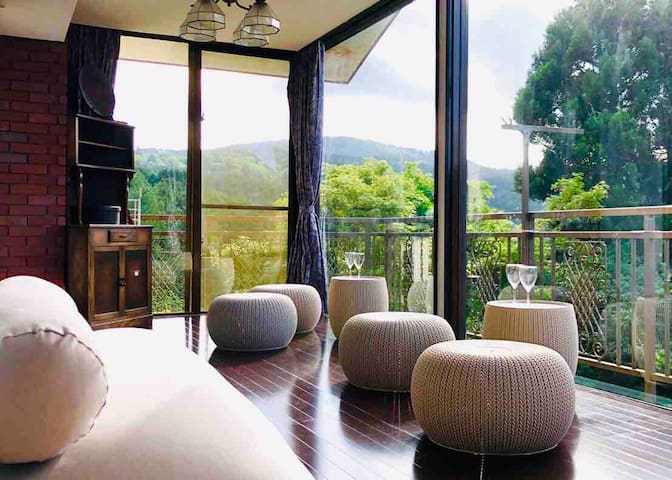 Lakeside Villa with Mt.Fuji View