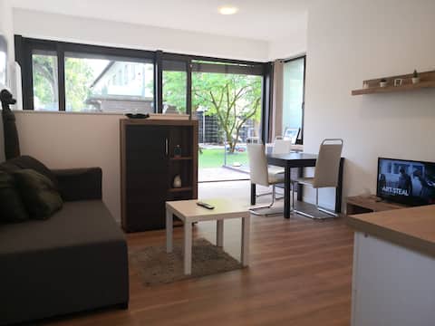 Erfolgreiche Airbnb-Immobilie: Studio close to MHH, trade fair and city center in Groß Buchholz