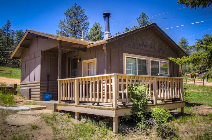 Cozy Rocky Mountain Cabin Cabins For Rent In Estes Park