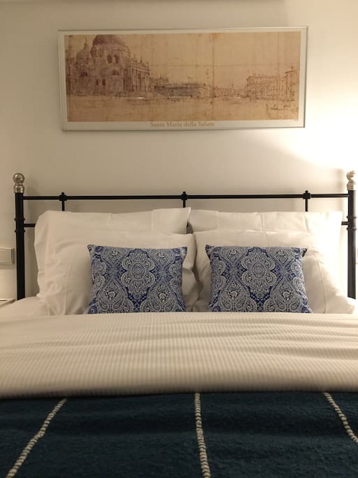 Beddings 100% high quality Egyptian cotton