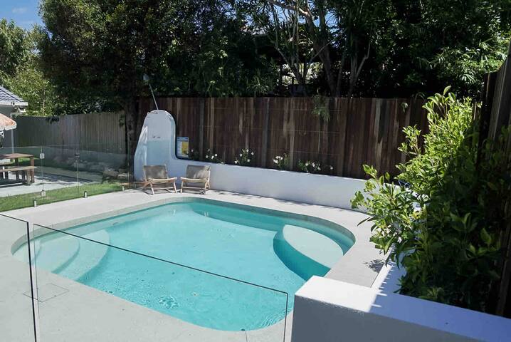 Coastal Home (heated pool+walk to village) gallery image 3