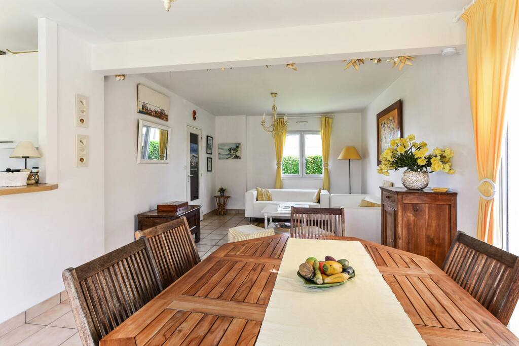 Maison 5 pièces 8 pers Budget