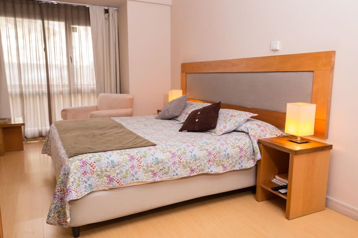 Lovely Studio in Down Town WiFi