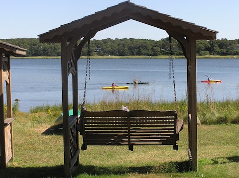 Awesome Orleans 2BR waterfront cottage