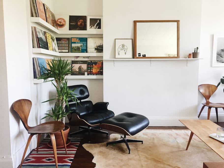 Bright and serene living room