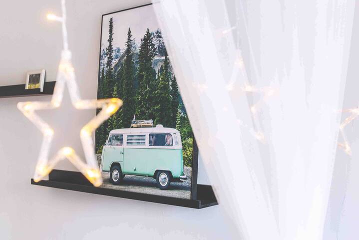 中山路 啤酒街 台东 邮轮母港 火车站周边  巴黎幻想 套房