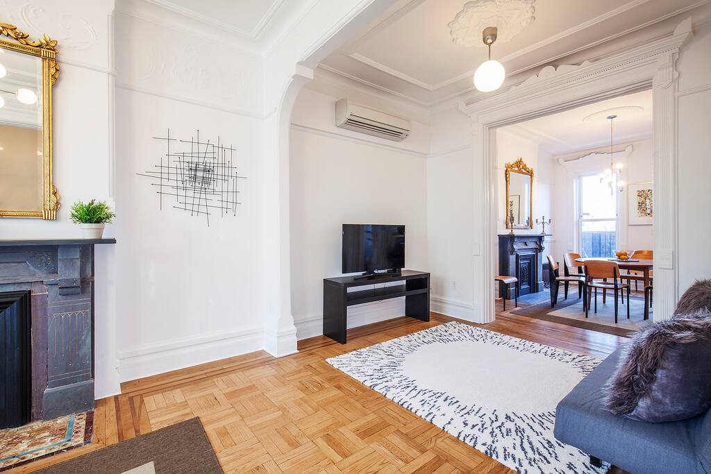 Living room area, with smart TV.