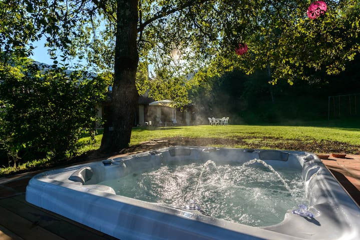 Mas Cadebosc 2 en CapSec. Exquisita con Jacuzzi