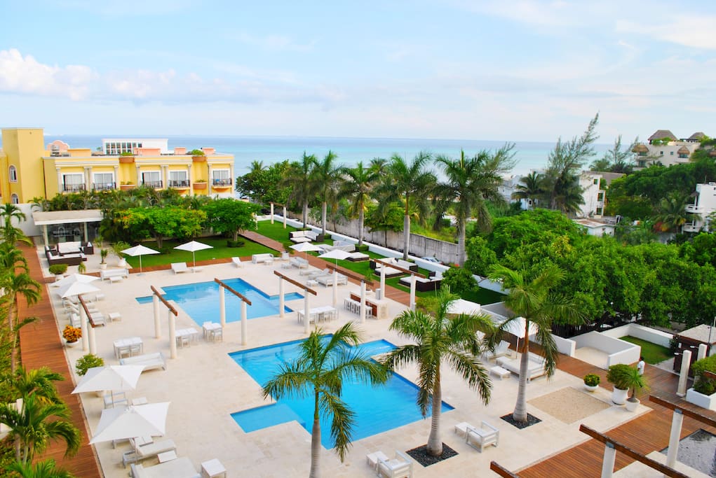 You have full acesss to all of complex. Gymnasium. 2 pools. Lounge seating and chairs. Wifi.