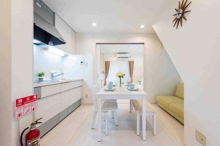 池袋两套卫浴/池袋站C2出口徒步5分钟/新建高档精致别墅!要町1分钟/超赞黄金地段！购物交通便利 gallery image 2