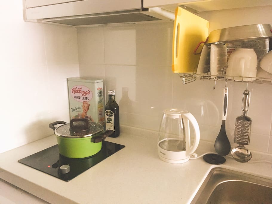 clean kitchen available