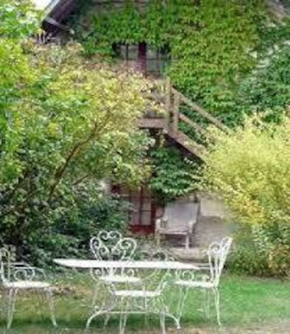 Studio en haut de l'escalier
