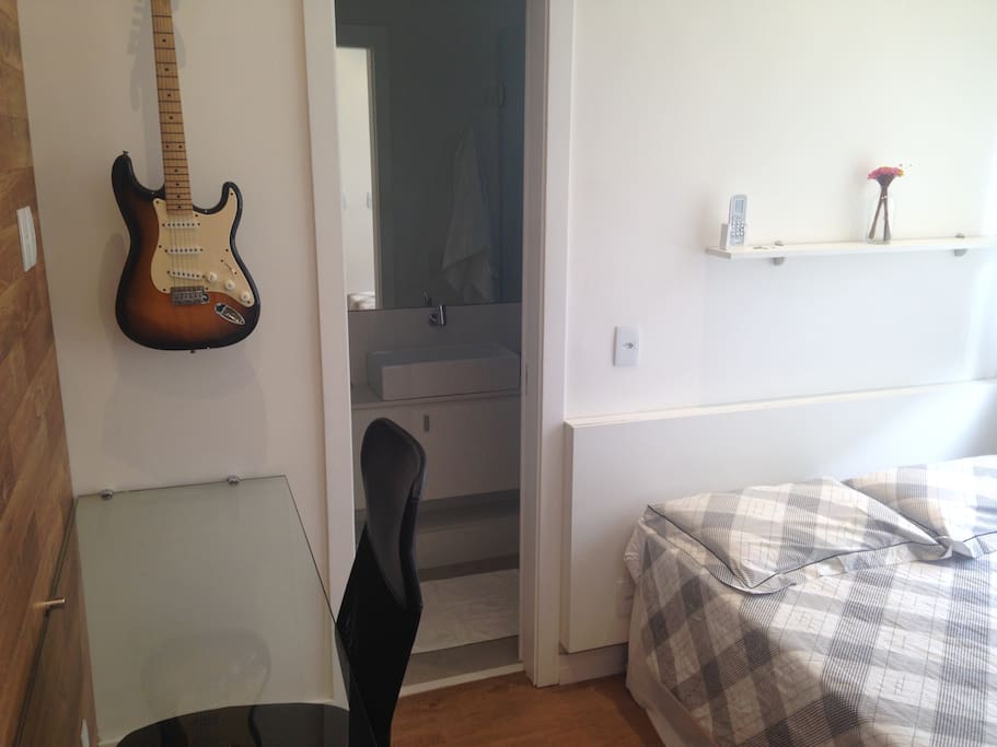 Suite for couple