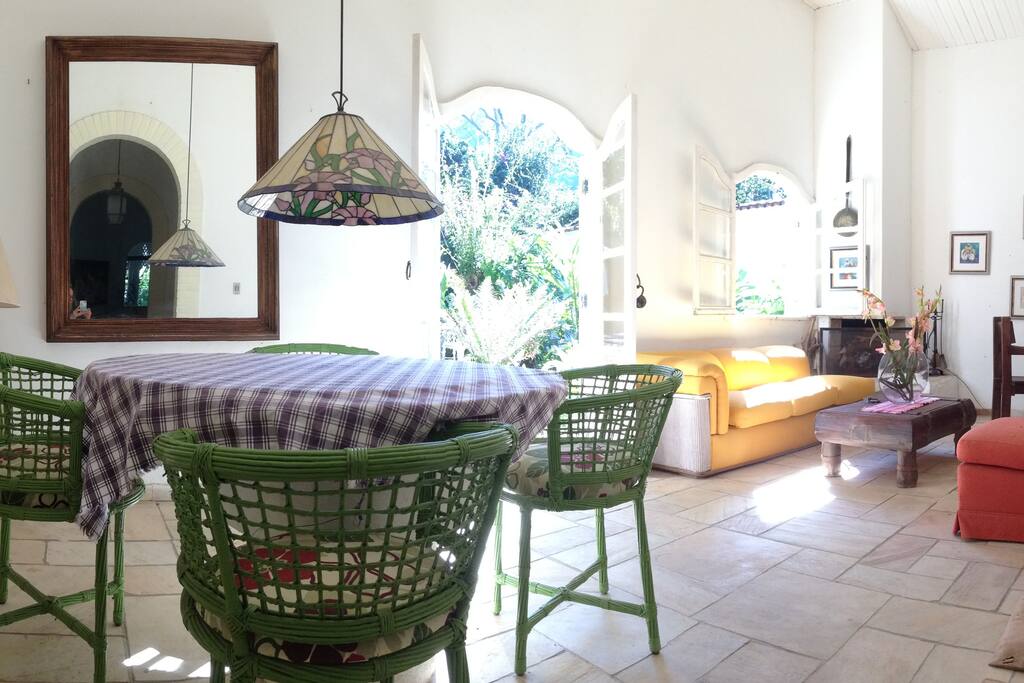 Entry hall / Entrada