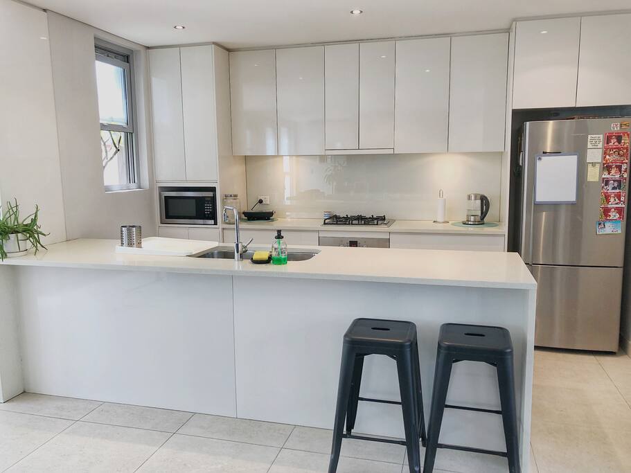 Full Appliance Kitchen