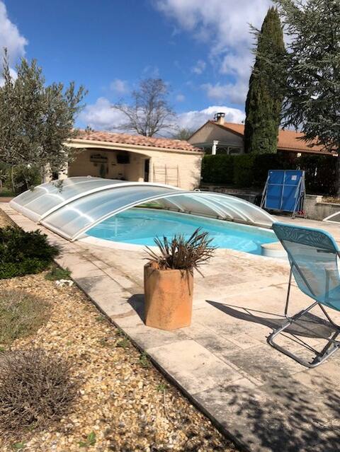 Country house with pool and river!