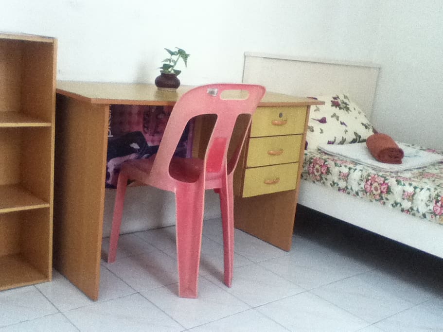 Room with a working table.