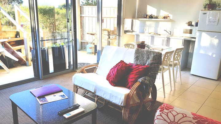 Beach Retreat Studio @ Marengo