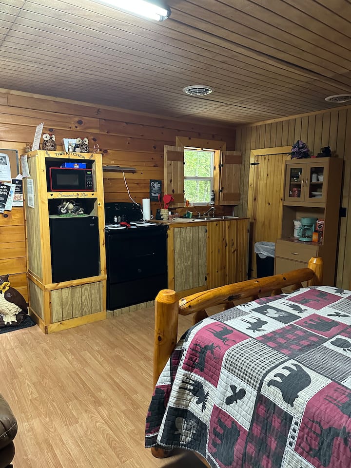 Cub Cabin - Jackson, OH