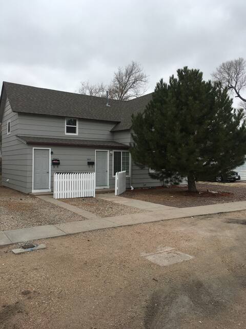 Cozy Two Bedroom Apartment in Sterling
