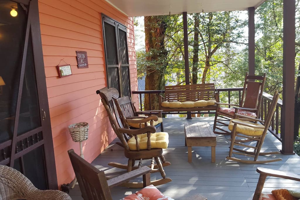 Front Porch Rockin!