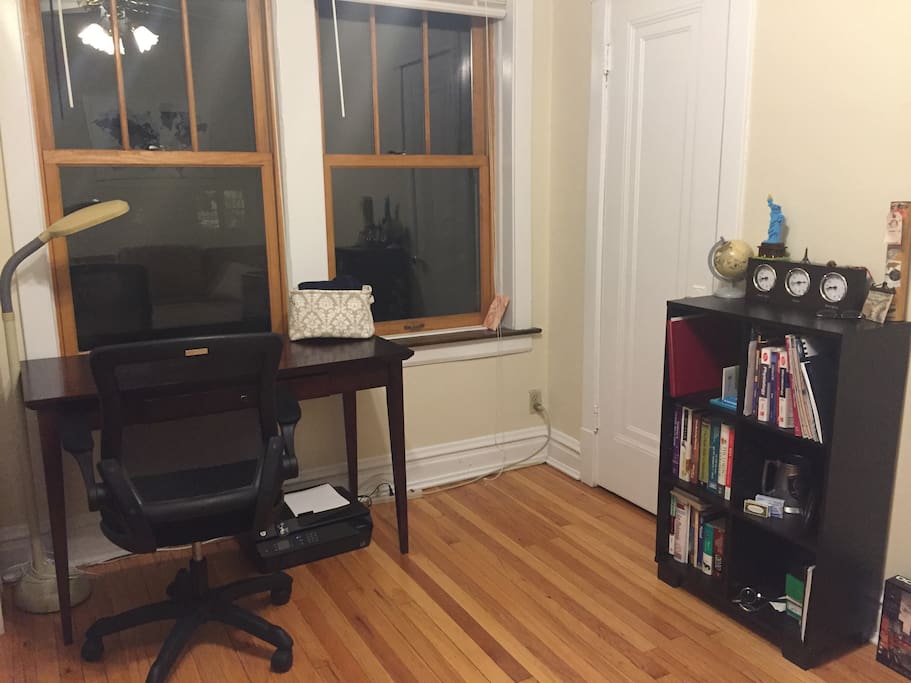 Private bedroom (desk)