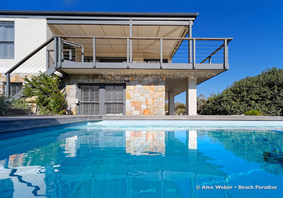 Pool (as an option: heated with heat pump)