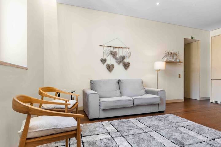 TimeOut Market 2 bedroom apartment gallery image 2