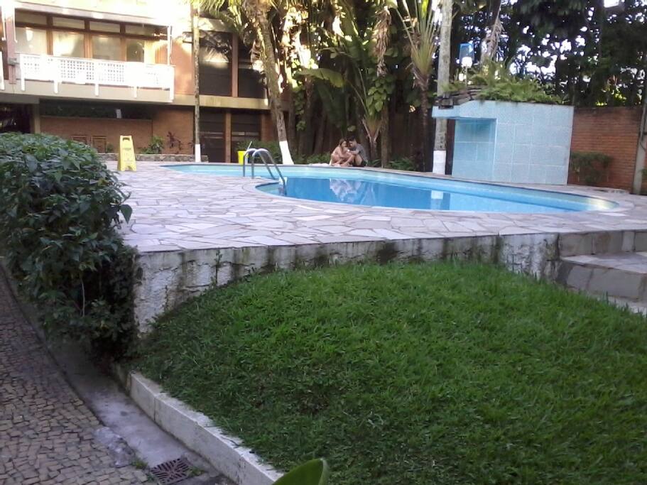 Piscina.
