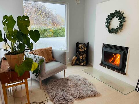 Comfortable & spacious modern villa with pool
