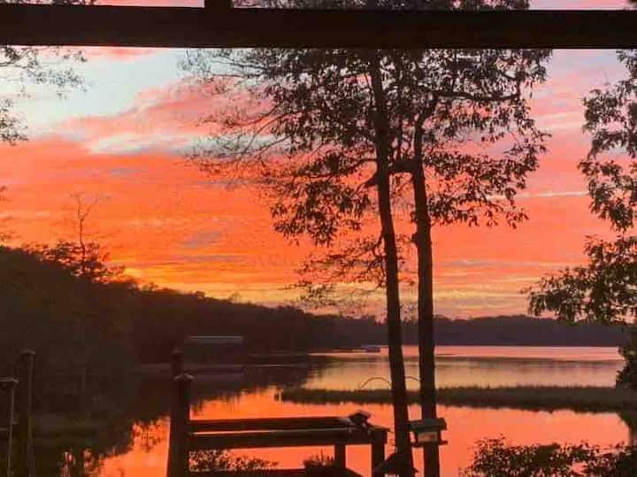 Lively Holiday Rentals & Homes Virginia, United States Airbnb