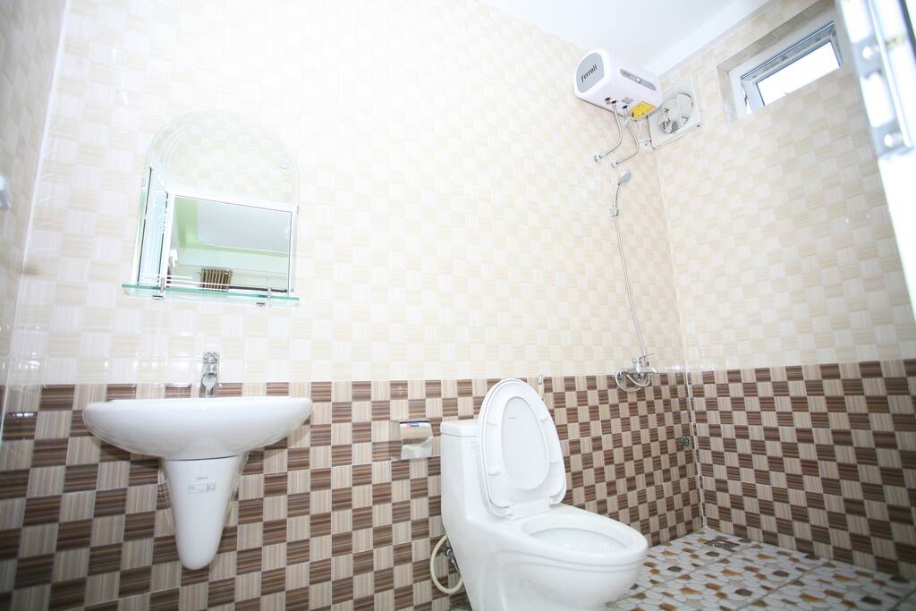 Big Bath Room