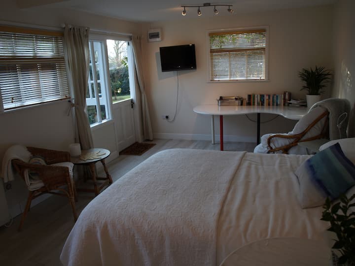 Southcot Cabin - Watford
