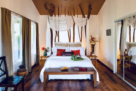 βπππ‘π πππ£π, stylish Hideaway near Volcano, Hawaii