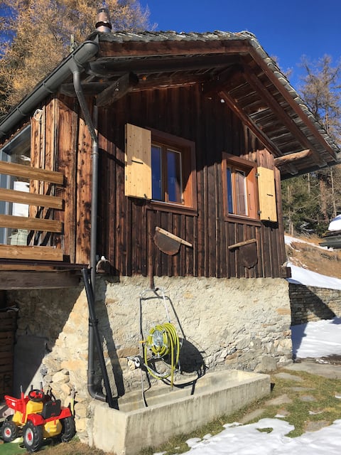 Little love nest in Liddes