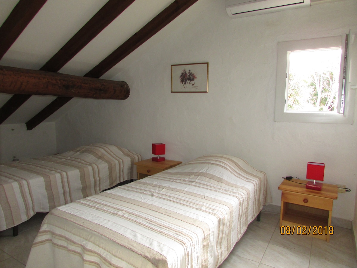 საძინებელი 2