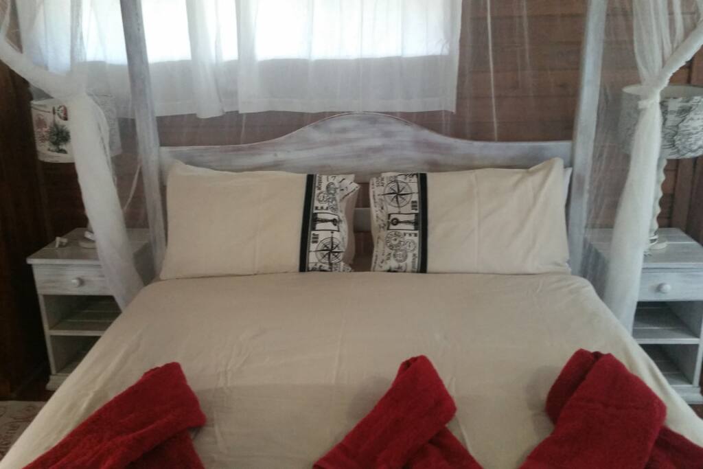 Queen size bed
