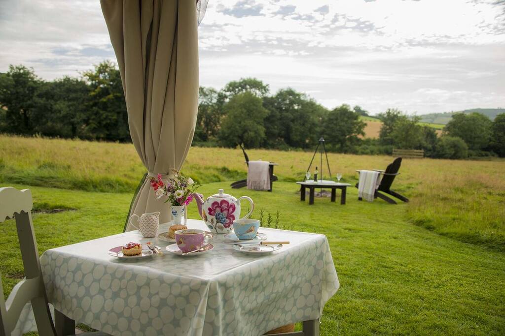 Devon Cream Tea at the kitchen