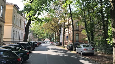 City villa: 4.5 rooms, central, bright, quiet