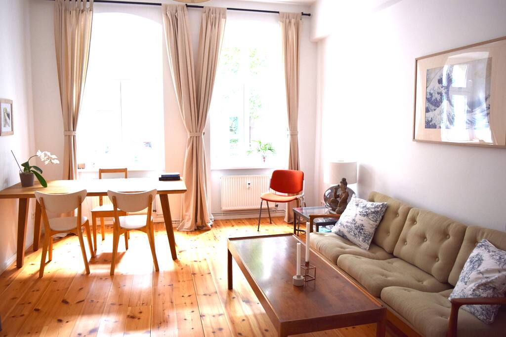 Wohnzimmer/living room