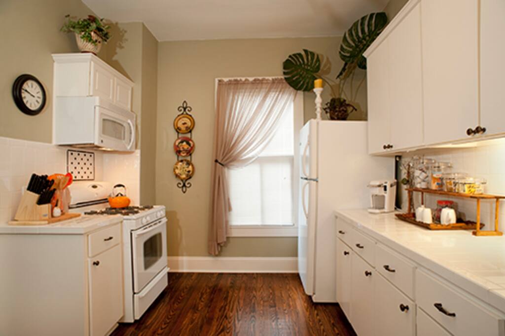 Fully furnished kitchen