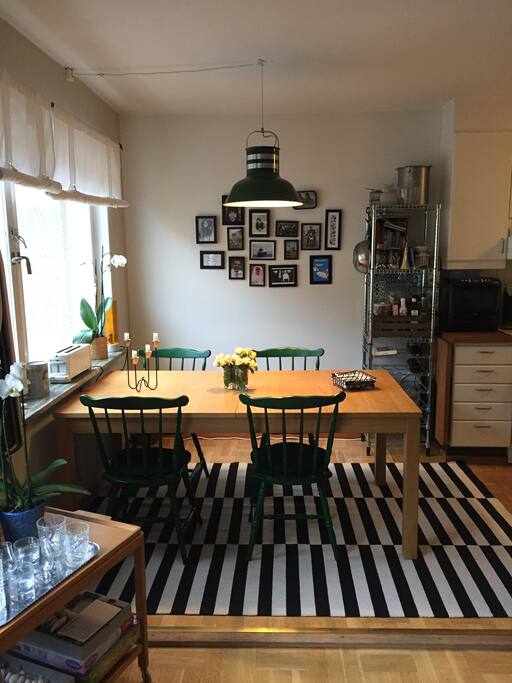 Kitchen-open planned between Living room and kitchen