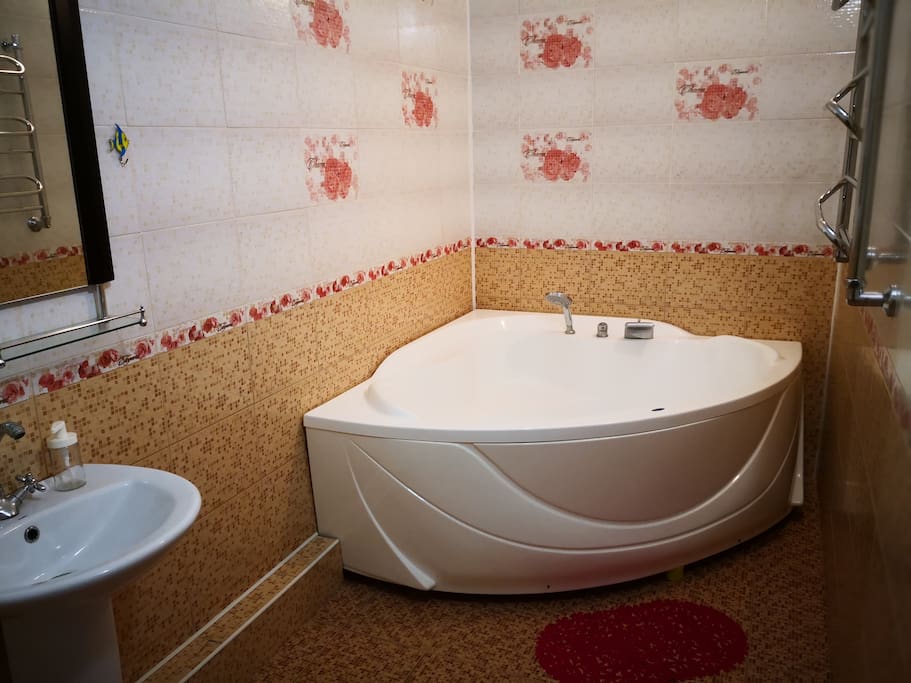 Big bathtub