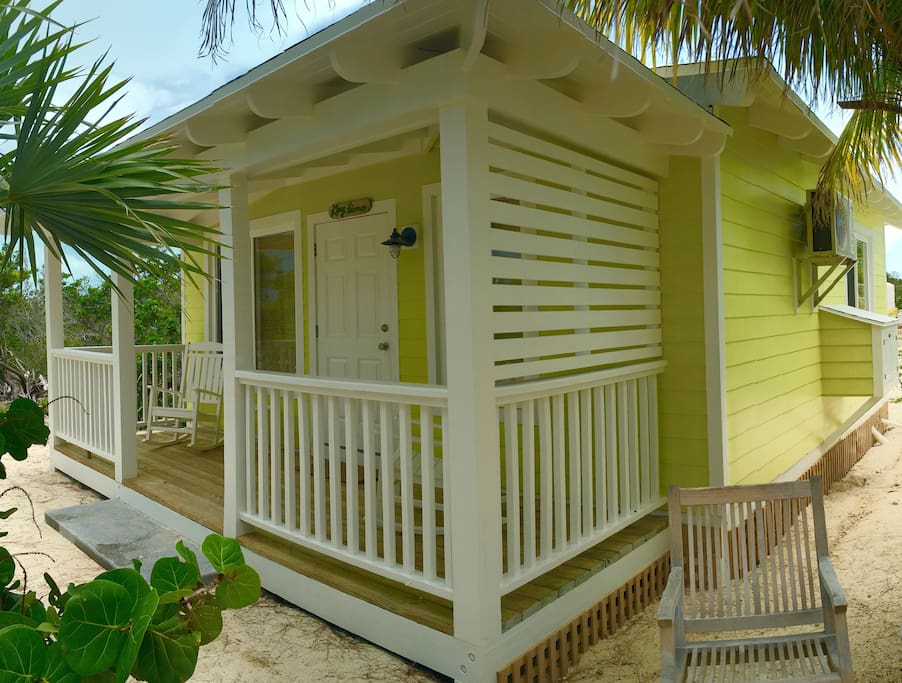 400 SF Studio Cottage - Key Lime