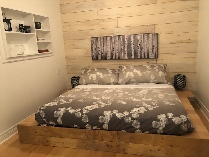 Master Bedroom with King bed and ensuite bath.