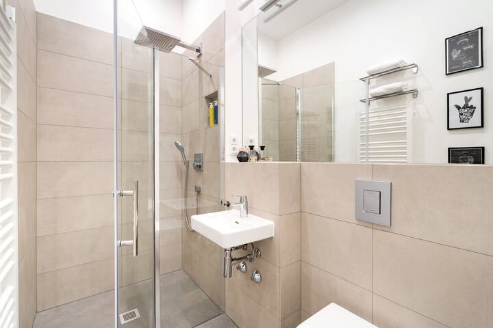 4-Bedroom Apartment (130sqm), 2 Bathroom & Balcony gallery image 4