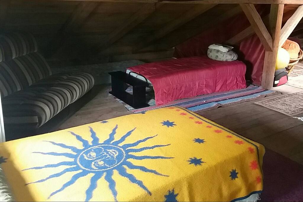 DACHBODEN.