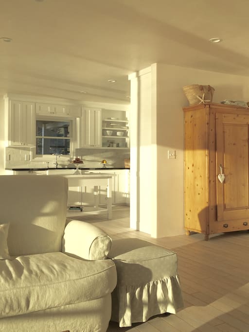 Shorehouse, bathed with light