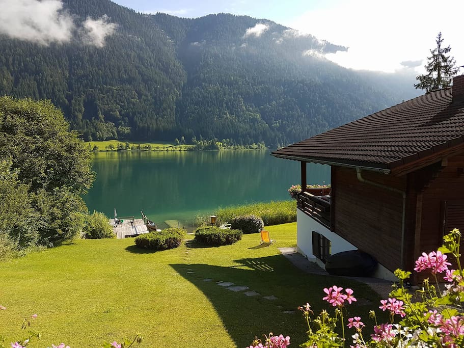 Urlaub im Paradies
Chalets Zöhrer - Wohnen am Wasser, Ferienwohnungen direkt am See (Weissensee, Kärnten,
Österreich), apartments, directly at the lake